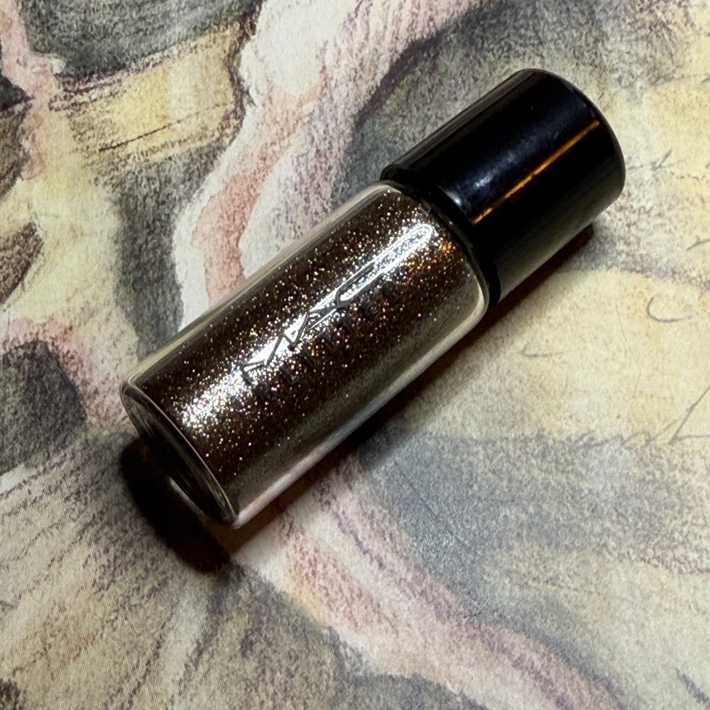 For dolcelover21 ONLY! MAC COSMETICS 2 NEW REFLECTS ANTIQUE GOLD Glitter VIALS - Picture 2 of 5